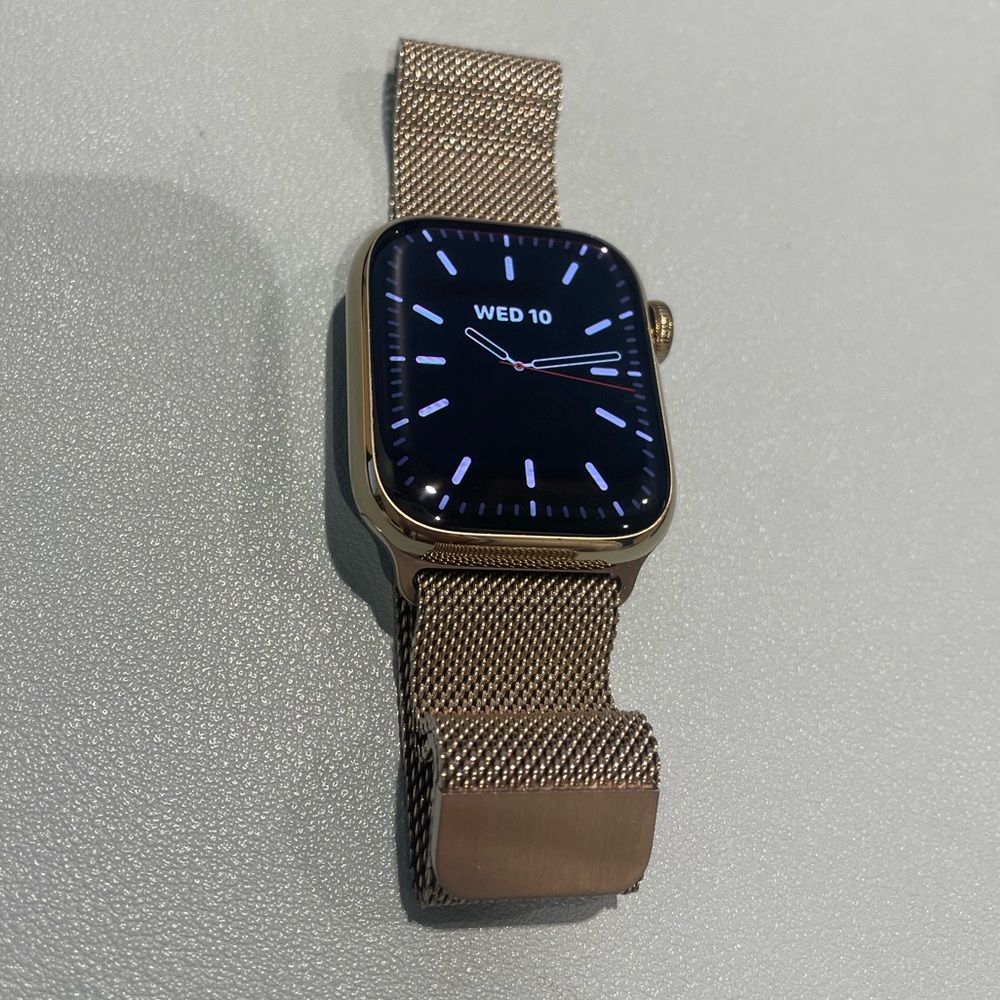 Apple series 9 gold watch